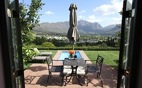 The Vineyard Cottage By L' Amitie Estate